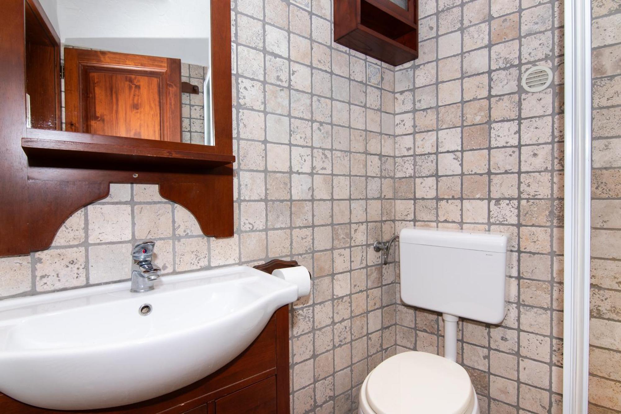 Apartments Valentinus 1800 Sezana ภายนอก รูปภาพ